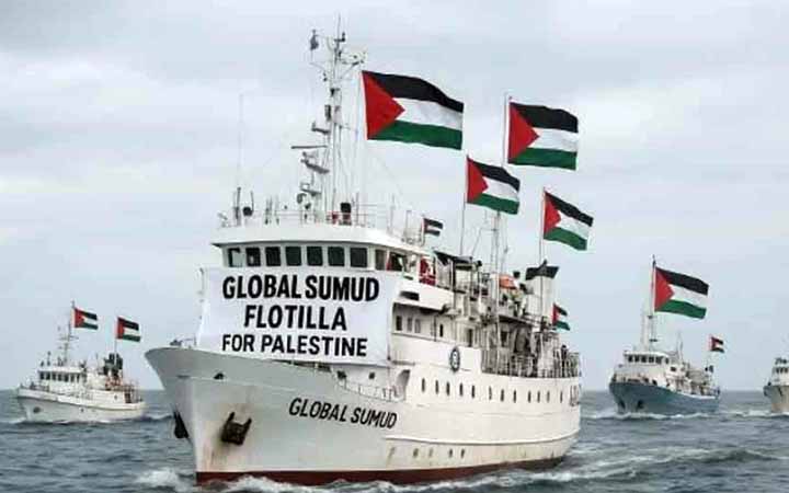 বিপদ উপেক্ষা করে গাজায় পৌঁছাতে দৃঢ়প্রতিজ্ঞ মানবিক নৌবহর